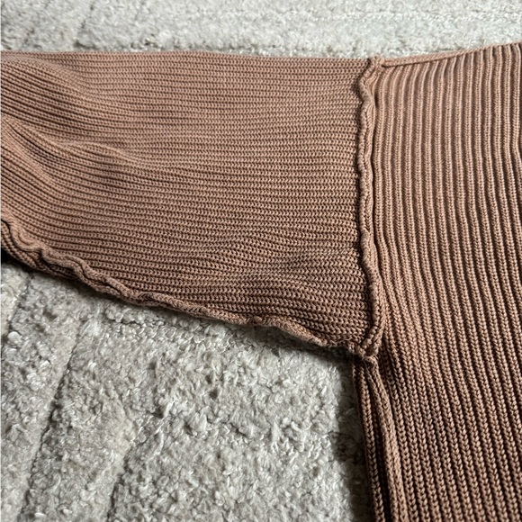 Aerie Women's Crew Neck Sweater - Picture 4 of 12